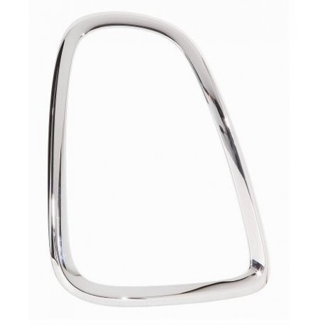 Cornice Fanale posteriore cromata