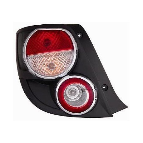 Gruppo ottico posteriore con bordo cromato modelli 5 porte lato sx