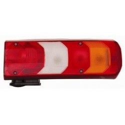 Fanale posteriore con avviso di retromarcia bilaterale