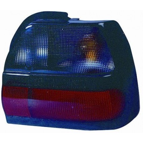 Gruppo ottico posteriore modelli 4 porte modelli CHAMADE lato dx