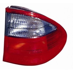 Gruppo ottico posteriore esterno fume rosso modelli SW Avantgarde lato dx