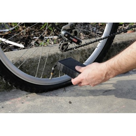 Compressore tascabile con torcia a led