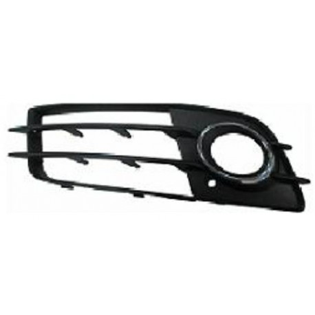 Griglia paraurti anteriore aperta con foro fendinebbia versione S-Line sx