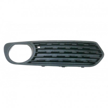 Griglia paraurti anteriore chiusa con foro fendinebbia dx
