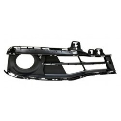 Griglia paraurti anteriore aperta con foro fendinebbia versione Sport dx