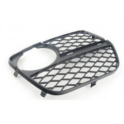 Griglia paraurti anteriore aperta con foro fendinebbia dx