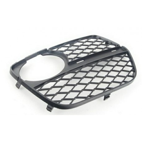 Griglia paraurti anteriore aperta con foro fendinebbia dx