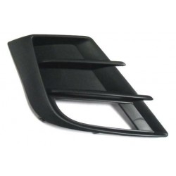 Griglia paraurti anteriore con foro fendinebbia modelli 1.6 benzina dx