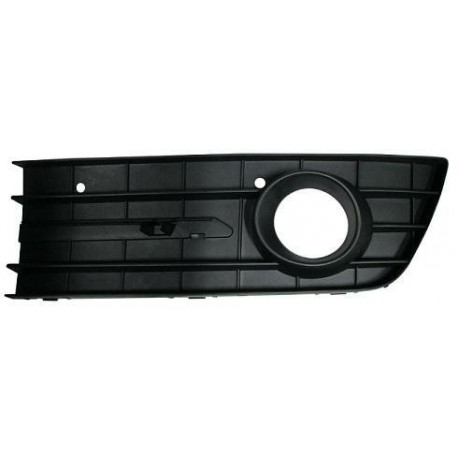 Griglia paraurti anteriore con foro fendinebbia versione Classic sx
