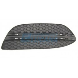 Griglia paraurti anteriore con fori modanatura dx