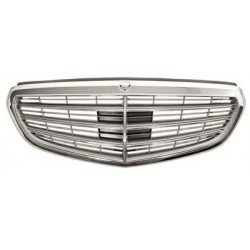 Griglia mascherina radiatore argento con modanatura cromata versione Exclusive