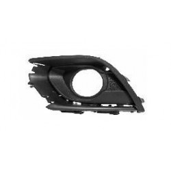 Griglia paraurti anteriore con foro fendinebbia con fori modanatura sx