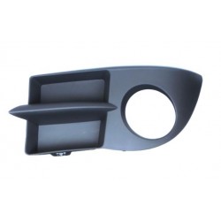 Griglia paraurti anteriore con foro fendinebbia sx