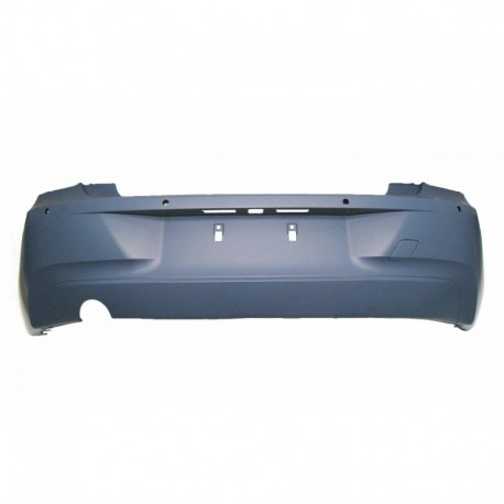 Paraurti posteriore con fori park distance control e telecamera versione base