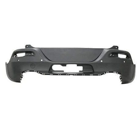 Paraurti posteriore con foro gancio traino