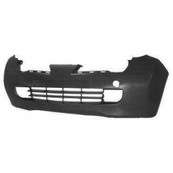 Paraurti anteriore con fori fendinebbia