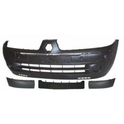 Paraurti anteriore con predisposizione fori fendinebbia con modanature verniciabile
