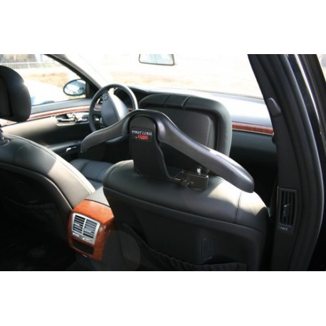 First Class appendiabiti per viaggiatori professionisti