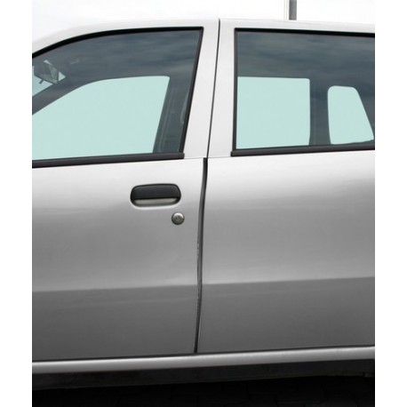 Striscia salvaporta adesiva 130 cm nero